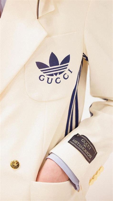 Gucci x Adidas夢幻聯乘成真！一文看盡系列重點單品 .